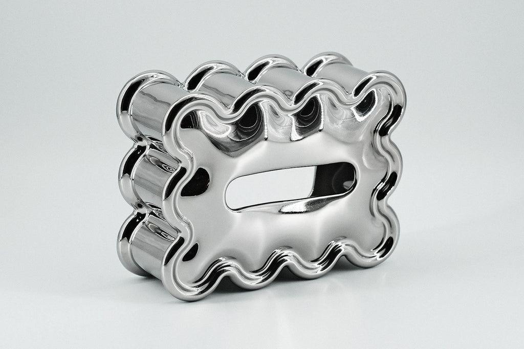 Silva 02  |  Wavy Tissue Holder