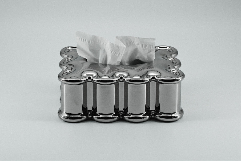Silva 02  |  Wavy Tissue Holder