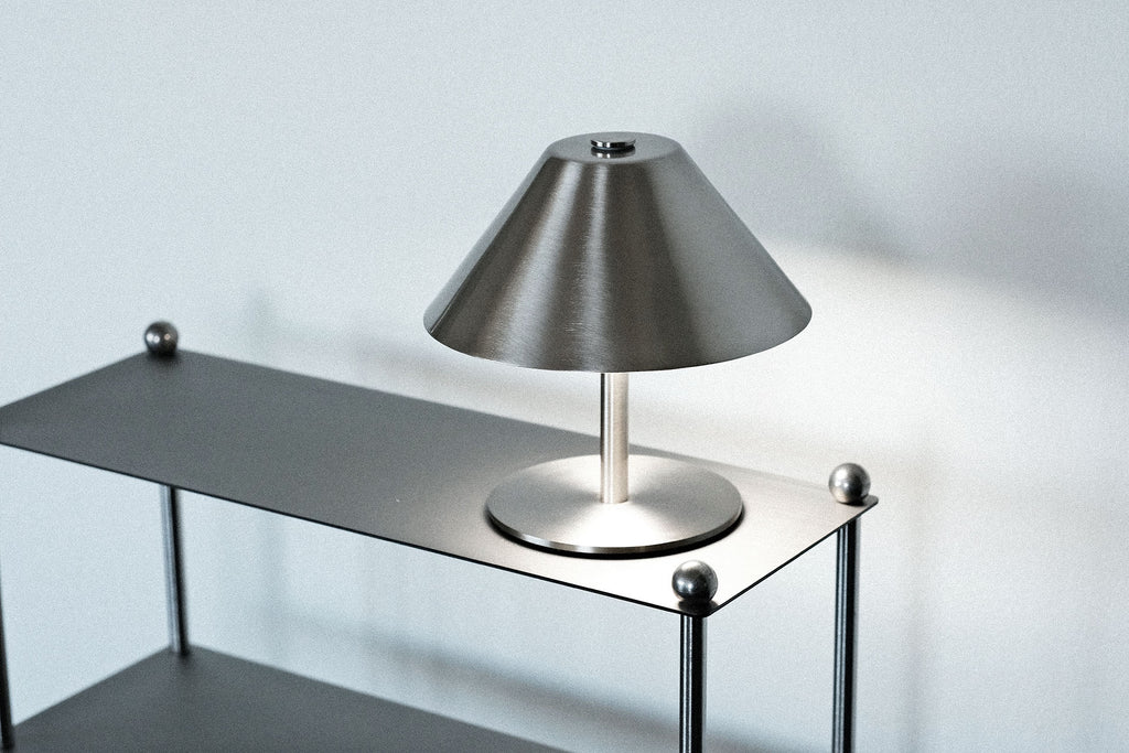 Linea Collection | Linea 05 - Cone Table Lamp