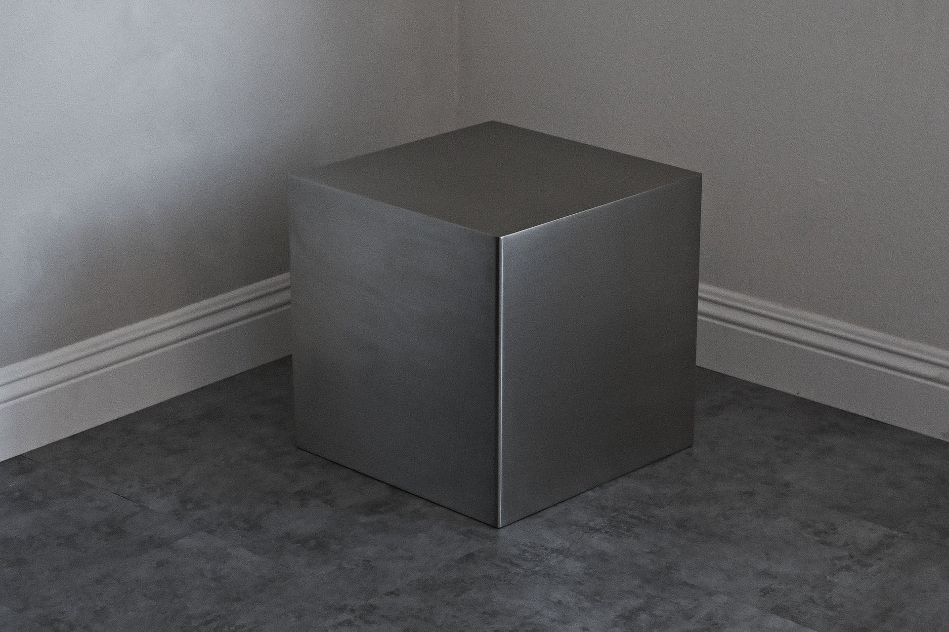 Furniture | Cube Accent Table