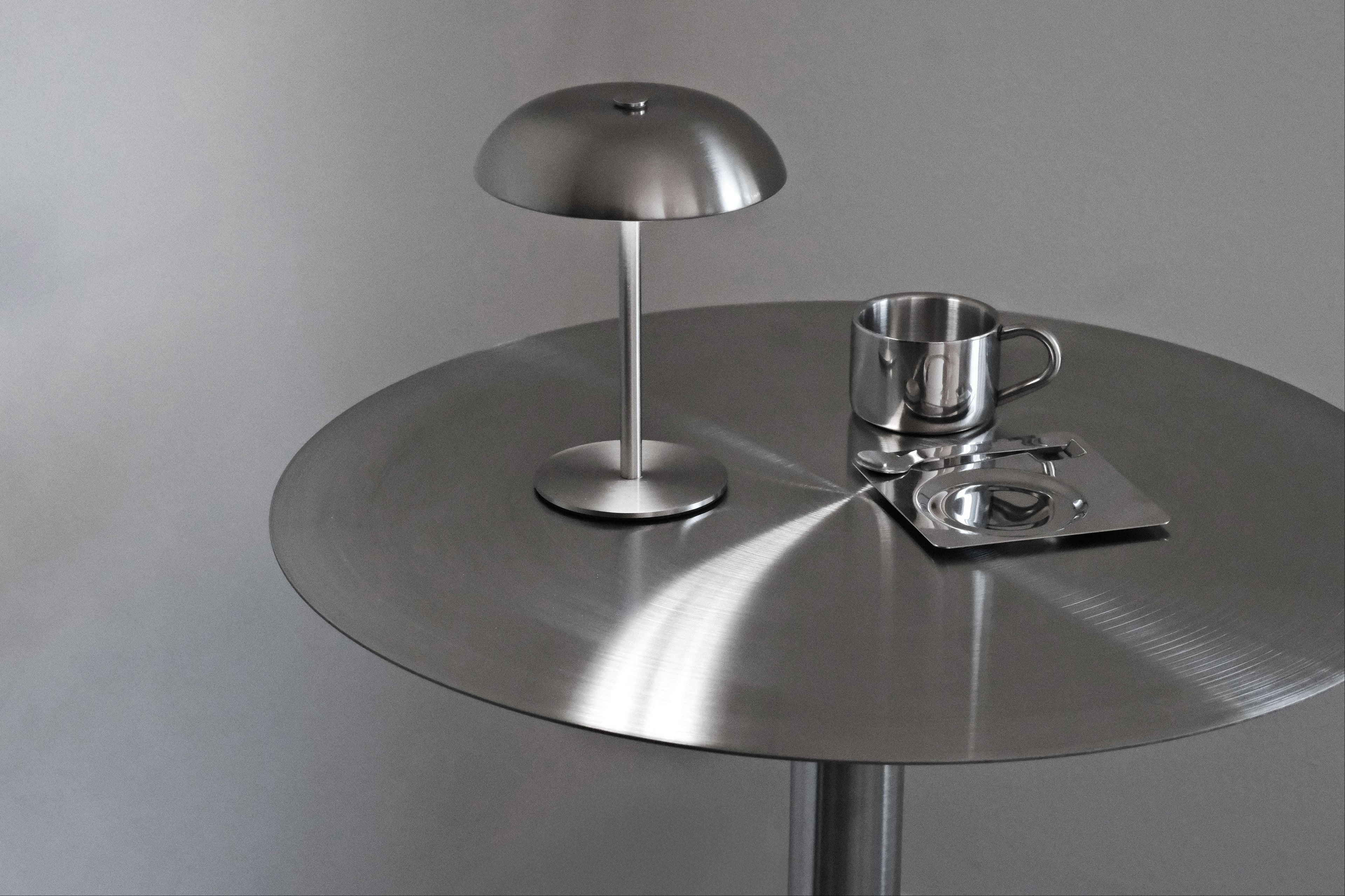 Furniture | Round Coffee Table
